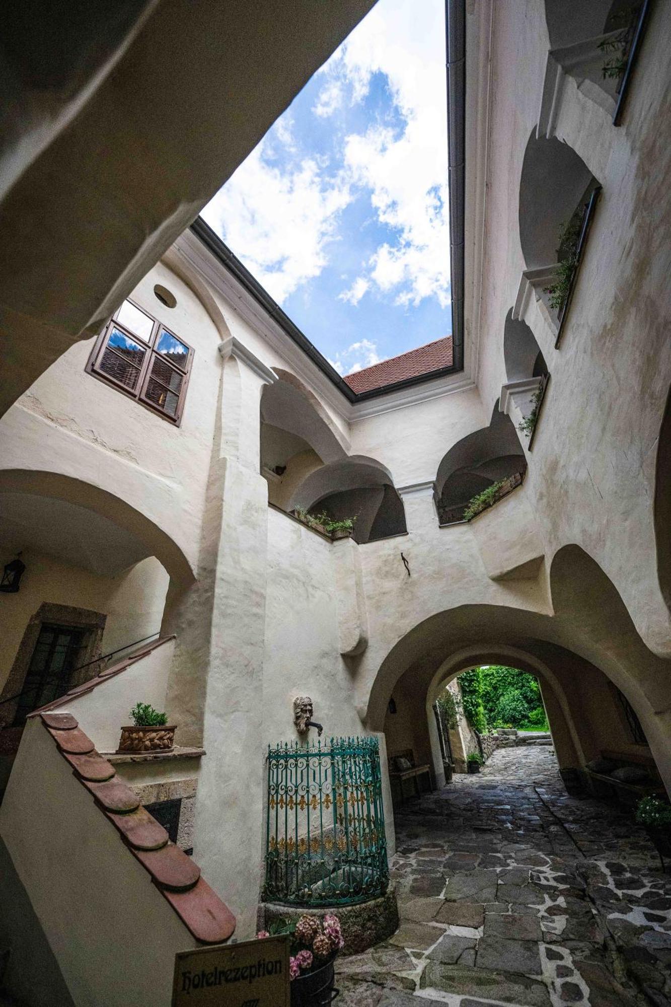 Renaissancehotel Raffelsberger Hof B&B Weissenkirchen in der Wachau Exterior photo